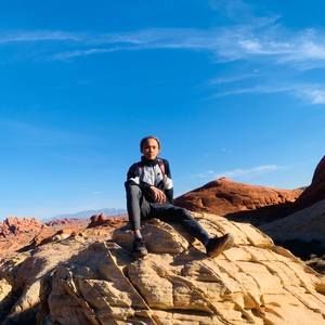 Meet your Posher, Jm